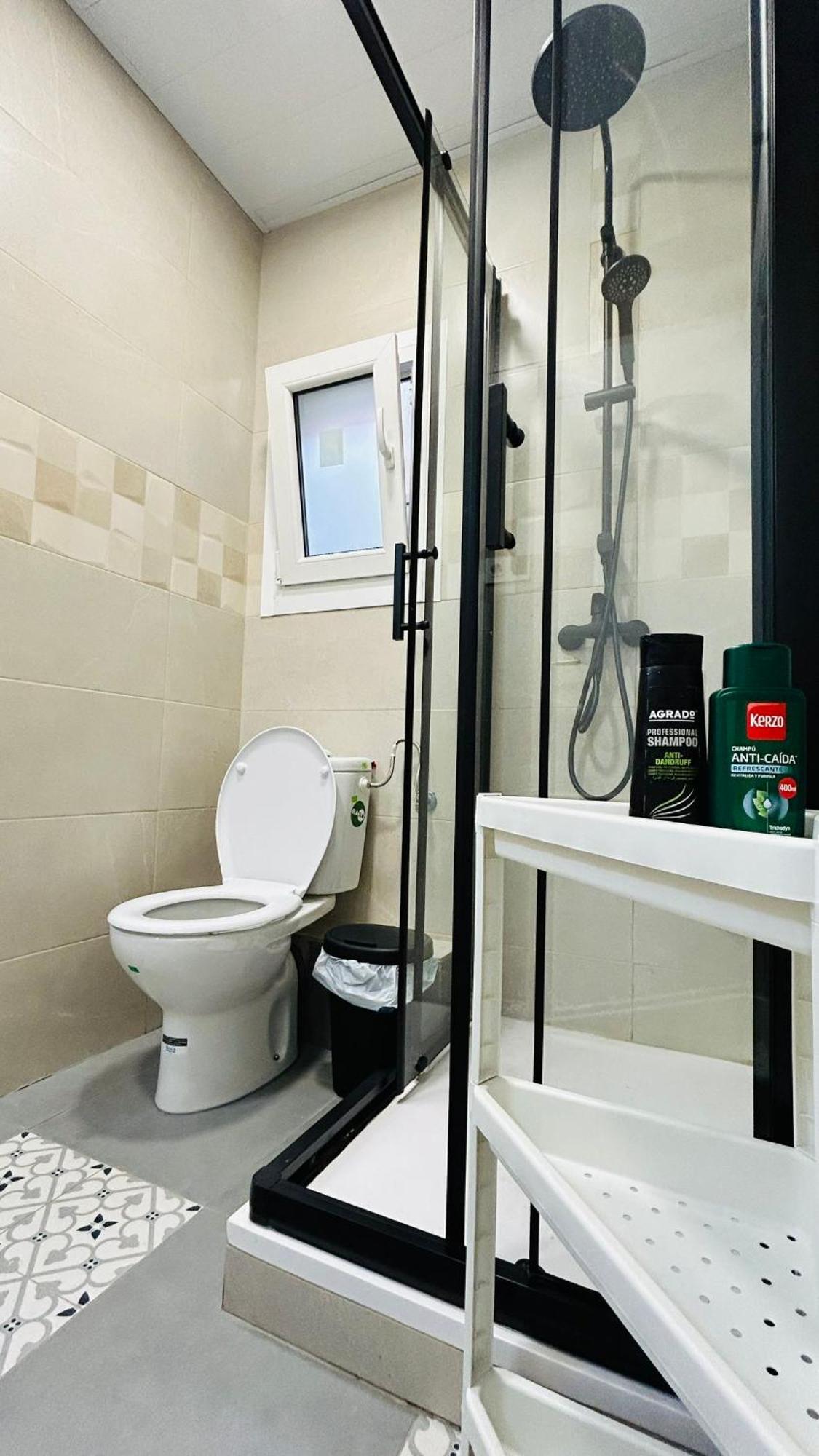 Maifamilybcn-Comodo Y Metro Cercano Badalona Ngoại thất bức ảnh