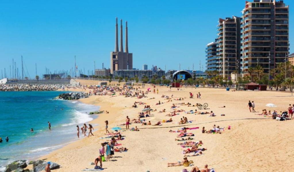 Maifamilybcn-Comodo Y Metro Cercano Badalona Ngoại thất bức ảnh